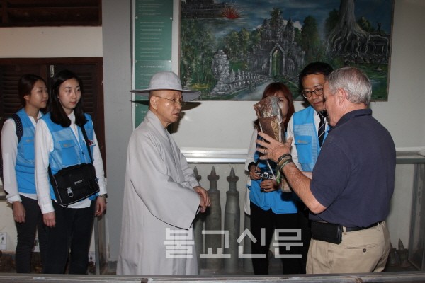 Phật giáo Hàn Quốc hợp tác Quốc tế tháo gỡ bom mìn tại Campuchia