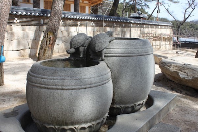 Hàn Quốc: Đông Quốc đệ nhất Già lam Huỳnh Hạt Sơn môn Trực Chỉ Tự  (동국제일가람-東國第一伽藍)
