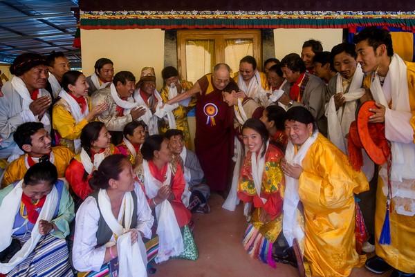 Ấn Độ: Chùm ảnh Liên hoan lễ hội Shoton theo truyền thống Tây Tạng