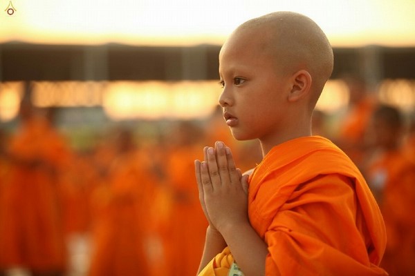 Thái Lan: Hình ảnh Lễ Truyền trao Giới pháp tại Tu viện Wat Phra Dhammakaya