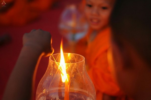 Thái Lan: Hình ảnh Lễ Truyền trao Giới pháp tại Tu viện Wat Phra Dhammakaya