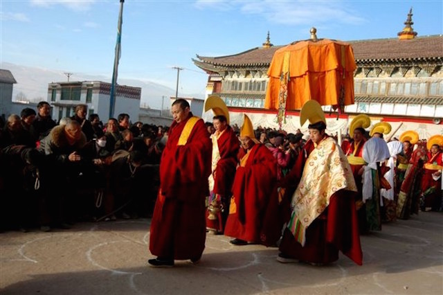 Chùm ảnh Lễ hội tổ Monlam Phật giáo Tây Tạng 2015