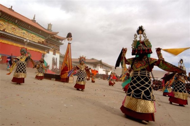 Chùm ảnh Lễ hội tổ Monlam Phật giáo Tây Tạng 2015