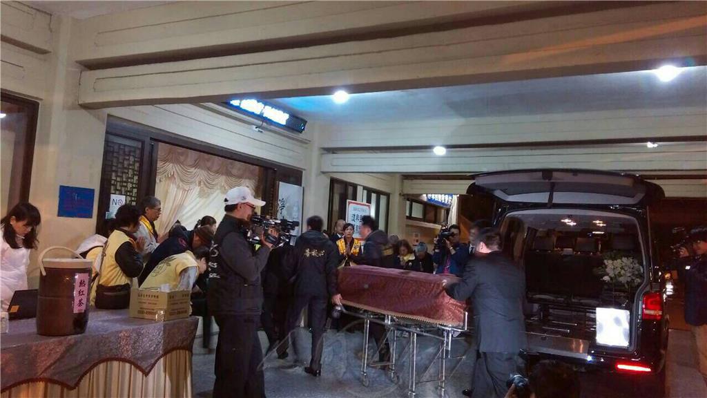 Đài Loan: Phật Quang Sơn trợ niệm cho nạn nhân tai nạn máy bay TransAsia Airways