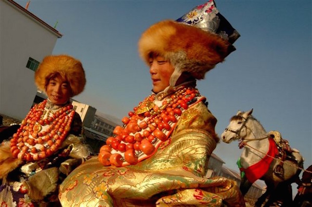 Chùm ảnh Lễ hội tổ Monlam Phật giáo Tây Tạng 2015