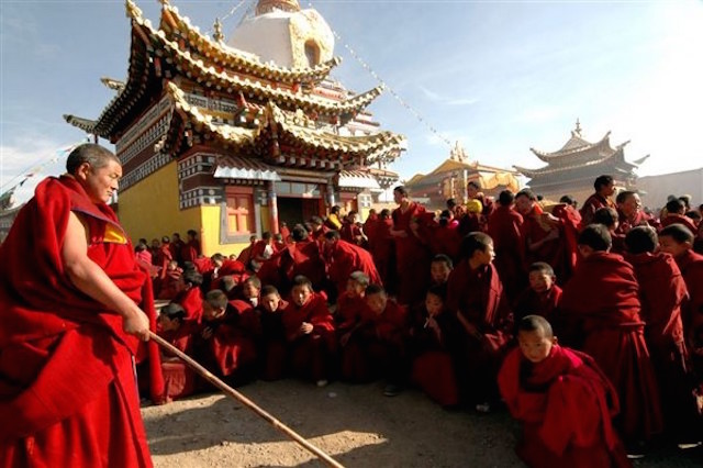 Chùm ảnh Lễ hội tổ Monlam Phật giáo Tây Tạng 2015