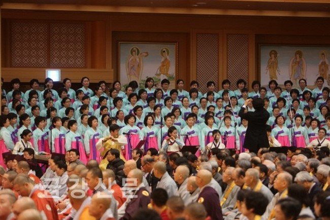 Hàn Quốc: Thiền phái Thiên Thai kỷ niệm 103 năm sinh nhật Tổ sư Thượng Nguyệt Viên Giác