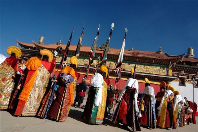 Chùm ảnh Lễ hội tổ Monlam Phật giáo Tây Tạng 2015