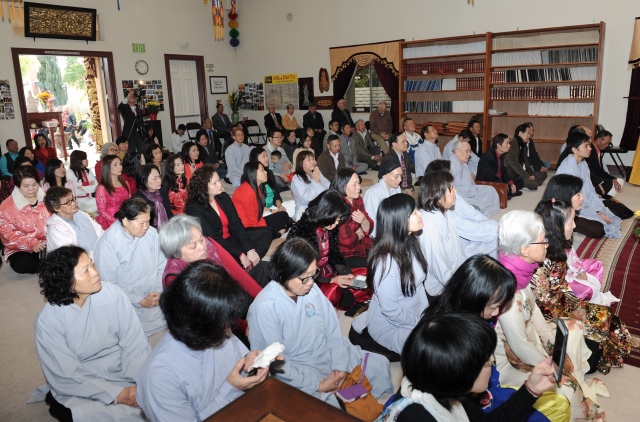 Hoa Kỳ: Lễ Phật đầu năm Ất Mùi 2015 tại chùa Phổ Từ