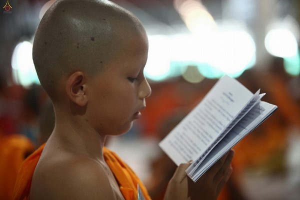Thái Lan: Hình ảnh Lễ Truyền trao Giới pháp tại Tu viện Wat Phra Dhammakaya