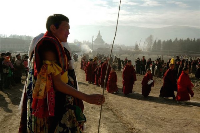 Chùm ảnh Lễ hội tổ Monlam Phật giáo Tây Tạng 2015