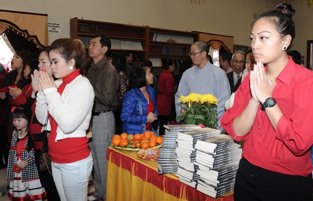 Hoa Kỳ: Lễ Phật đầu năm Ất Mùi 2015 tại chùa Phổ Từ