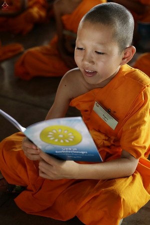 Thái Lan: Hình ảnh Lễ Truyền trao Giới pháp tại Tu viện Wat Phra Dhammakaya