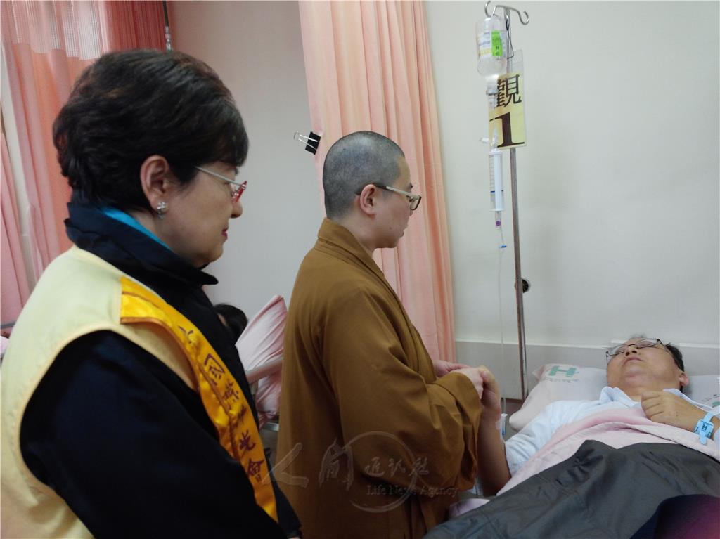 Đài Loan: Phật Quang Sơn trợ niệm cho nạn nhân tai nạn máy bay TransAsia Airways