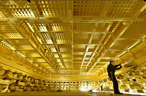 Nhật Bản: Chính điện A Di Đà dát 300kg vàng