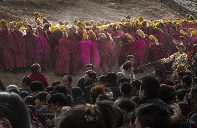 Chùm ảnh Lễ hội tổ Monlam Phật giáo Tây Tạng 2015