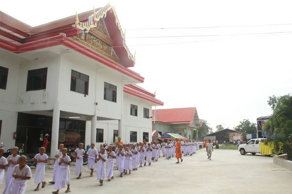 Thái Lan: Chùm ảnh xuất gia gieo duyên