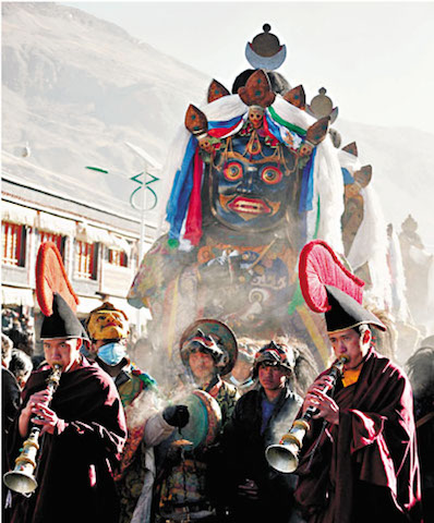 Tây Tạng: Tu viện Sakya tổ chức biểu diễn Thần Hộ pháp khiêu vũ