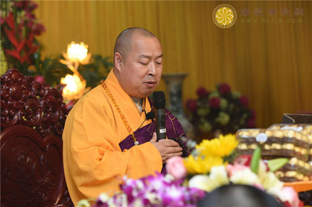 Trung Quốc: Dịp lễ Khánh đản Phật A Di Đà Hoằng Pháp Tự tổ chức Lễ Quy y cho hơn hàng nghìn người