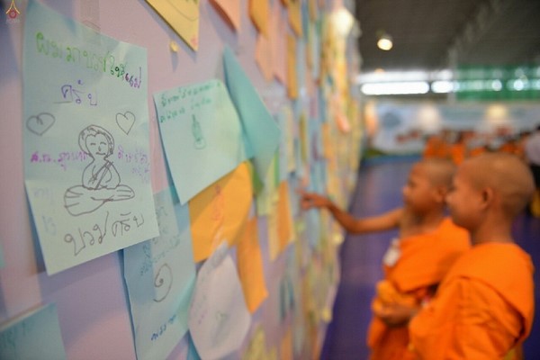 Thái Lan: Hình ảnh Lễ Truyền trao Giới pháp tại Tu viện Wat Phra Dhammakaya