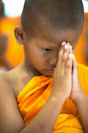 Thái Lan: Hình ảnh Lễ Truyền trao Giới pháp tại Tu viện Wat Phra Dhammakaya