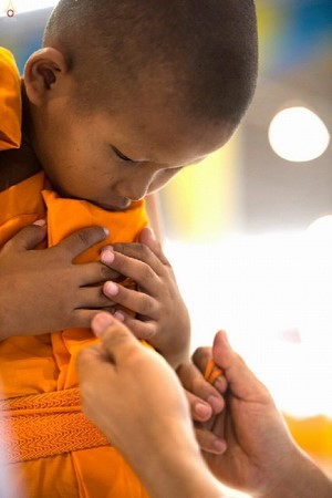 Thái Lan: Hình ảnh Lễ Truyền trao Giới pháp tại Tu viện Wat Phra Dhammakaya