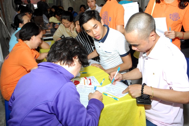 Chùa Giác Ngộ: Hơn 200 người đăng ký tham gia hiến máu nhân đạo