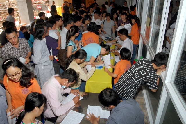 Chùa Giác Ngộ: Hơn 200 người đăng ký tham gia hiến máu nhân đạo