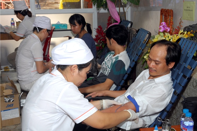 Chùa Giác Ngộ: Hơn 200 người đăng ký tham gia hiến máu nhân đạo