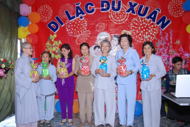 TP. HCM: Di Lặc du xuân về trên Tu Viện Cát Tường