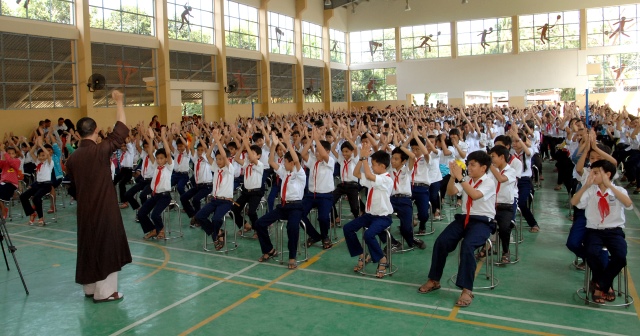 Quỹ Đạo Phật Ngày Nay: Hơn 600 học sinh gieo duyên với Phật pháp tại Tiền Giang