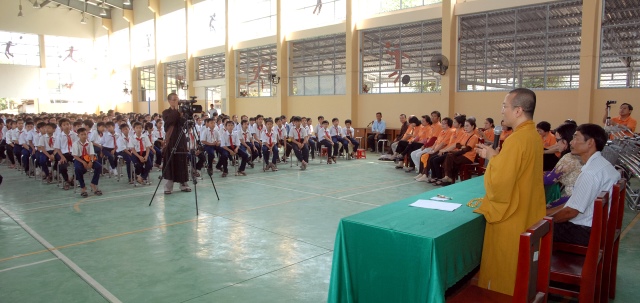 Quỹ Đạo Phật Ngày Nay: Hơn 600 học sinh gieo duyên với Phật pháp tại Tiền Giang