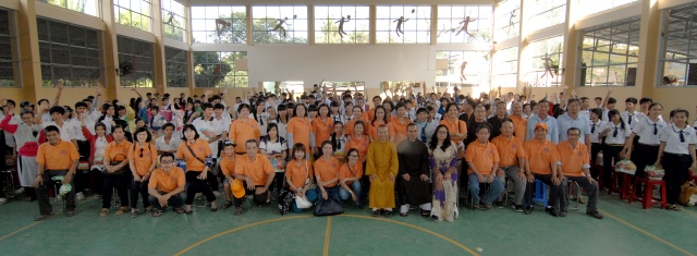 Quỹ Đạo Phật Ngày Nay: Hơn 600 học sinh gieo duyên với Phật pháp tại Tiền Giang