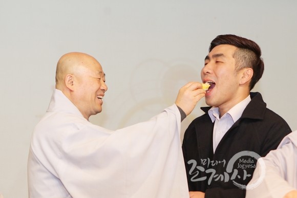 Hàn Quốc: Chùm ảnh Tết Dương lịch tại Tổ đình Tào Khê, Seoul