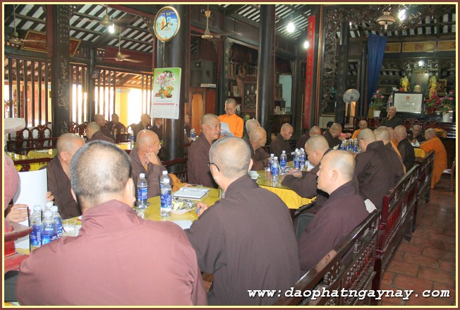 Phật giáo Bình Dương họp triển khai hoạt động Phật sự đầu năm 2015