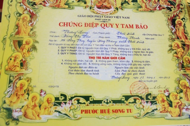 Thái Bình:  Phật tử về chùa Hưng Long quy y