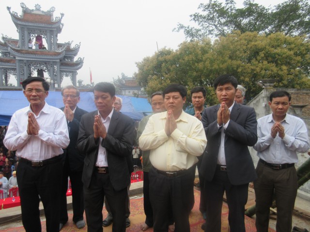 Thái Bình: Chùa Khánh Sơn tổ chức lễ đổ mái ngôi Đại hùng Bảo điện