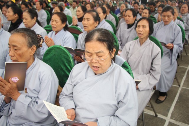 Thái Bình:  Chùm ảnh Đại lễ cầu an, cầu siêu tại đền thờ Tổ họ Trần Việt Nam