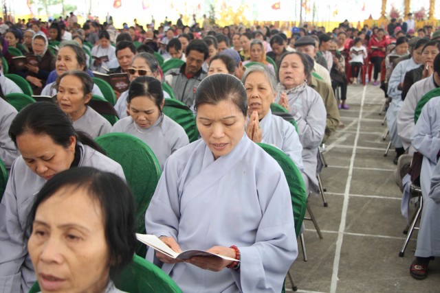 Thái Bình:  Chùm ảnh Đại lễ cầu an, cầu siêu tại đền thờ Tổ họ Trần Việt Nam