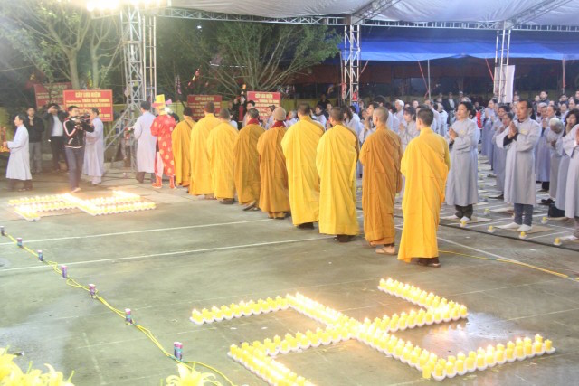 Thái Bình:  Đêm hoa đăng Đại lễ cầu an, cầu siêu tại đền thờ Tổ họ Trần Việt Nam