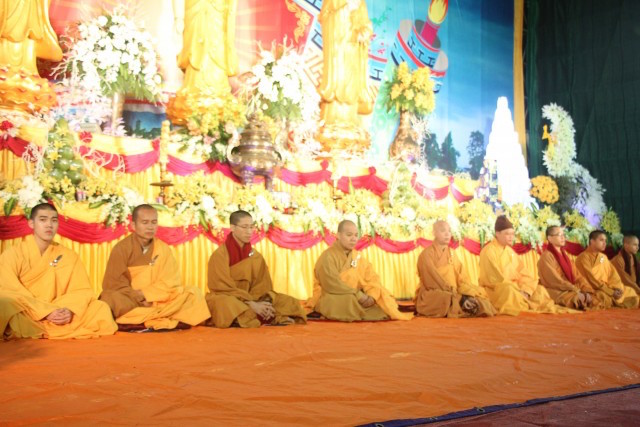 Thái Bình:  Đêm hoa đăng Đại lễ cầu an, cầu siêu tại đền thờ Tổ họ Trần Việt Nam