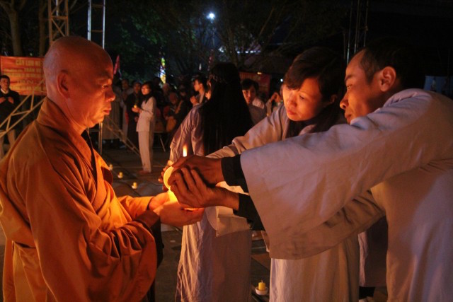 Thái Bình:  Đêm hoa đăng Đại lễ cầu an, cầu siêu tại đền thờ Tổ họ Trần Việt Nam