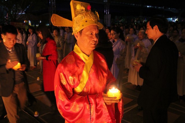 Thái Bình:  Đêm hoa đăng Đại lễ cầu an, cầu siêu tại đền thờ Tổ họ Trần Việt Nam