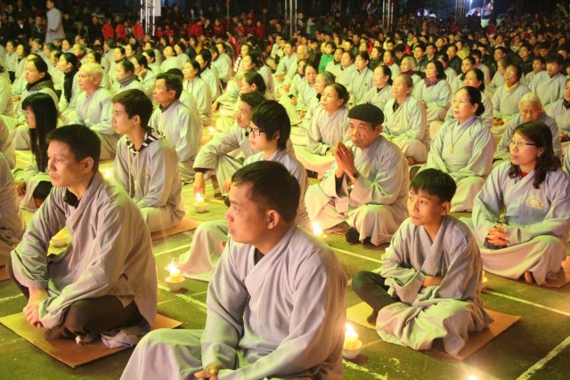 Thái Bình:  Đêm hoa đăng Đại lễ cầu an, cầu siêu tại đền thờ Tổ họ Trần Việt Nam