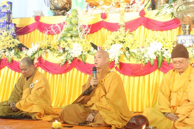 Thái Bình:  Đêm hoa đăng Đại lễ cầu an, cầu siêu tại đền thờ Tổ họ Trần Việt Nam