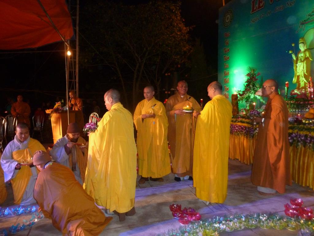 Đại Lễ Kỷ Niệm Vía Phật A Di Đà Tại Chùa Cổ Am Hưng Yên PL. 2558