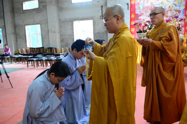 Chùm ảnh: Trang nghiêm lễ đón giao thừa Ất Mùi 2015 tại Chùa Giác Ngộ