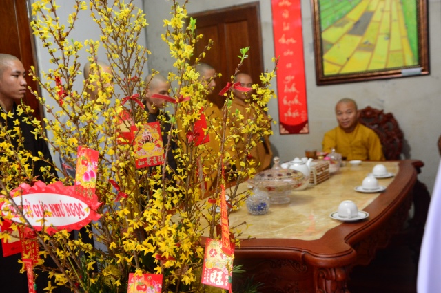 Chùm ảnh: Trang nghiêm lễ đón giao thừa Ất Mùi 2015 tại Chùa Giác Ngộ