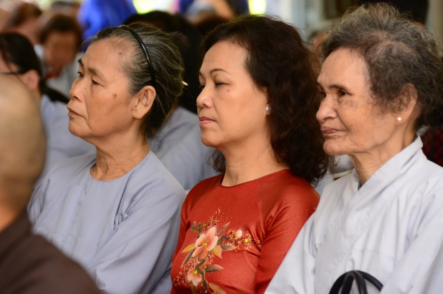 Chùa Giác Ngộ: Hơn 1000 Phật tử hành hương thập tự đầu năm Ất Mùi