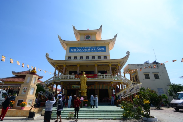Chùa Giác Ngộ: Hơn 1000 Phật tử hành hương thập tự đầu năm Ất Mùi